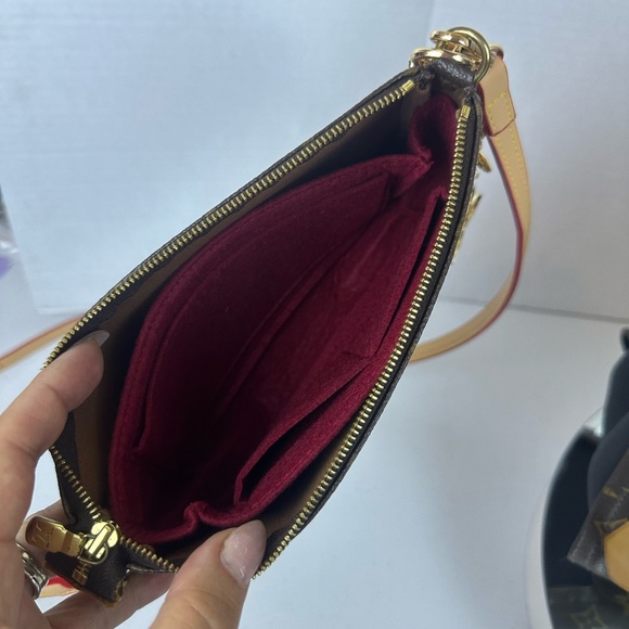 LOUIS VUITTON MONOGRAM POCHETTE BAG - Picture 11 of 14